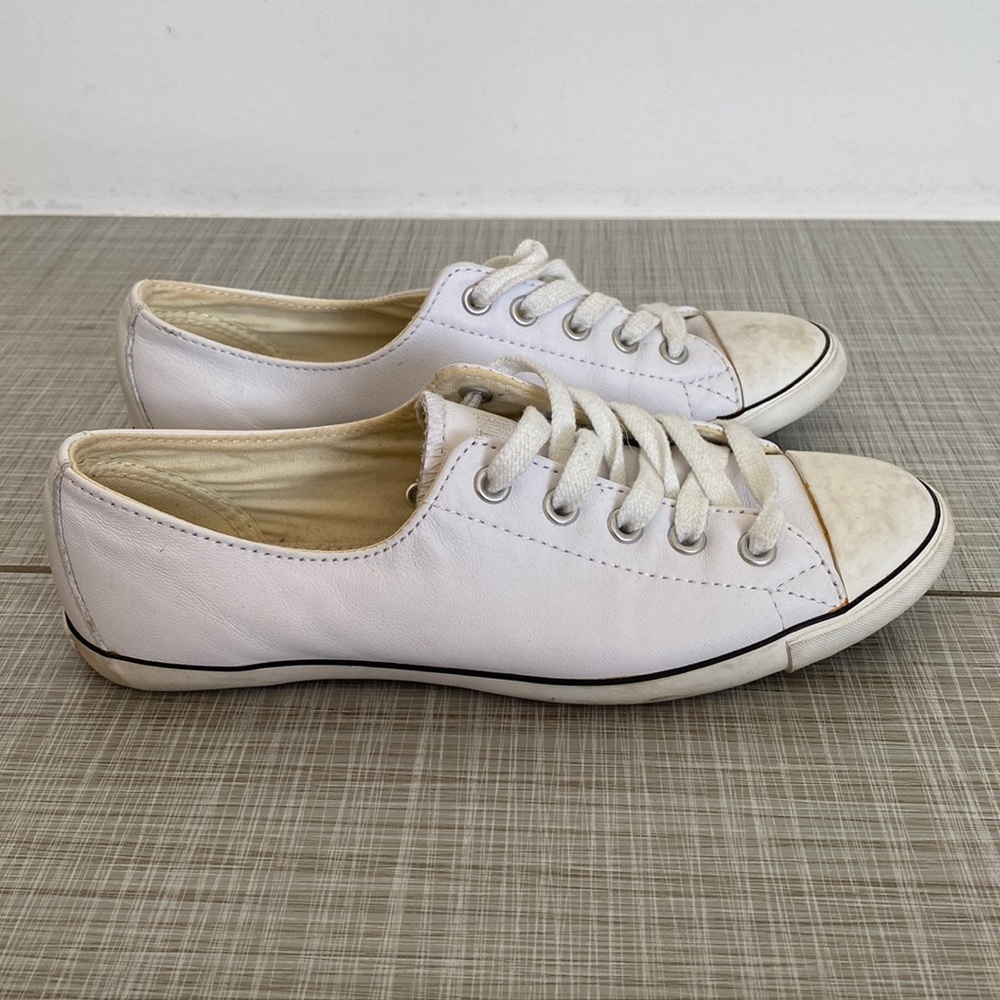 Converse white leather Size 6